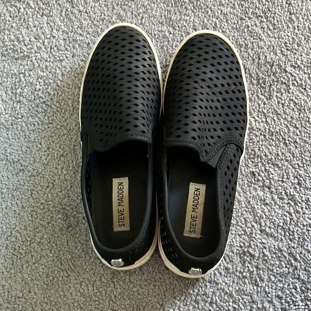 Steve Madden slide on sneakers